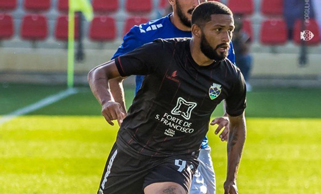 10 jogadores que passaram pelo GD Chaves e Vizela