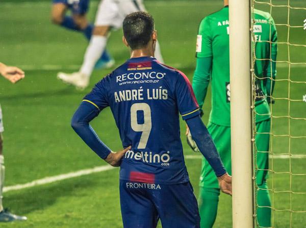 GD Chaves 2-0 Casa Pia: 45 minutos de futebol bastaram para ganhar