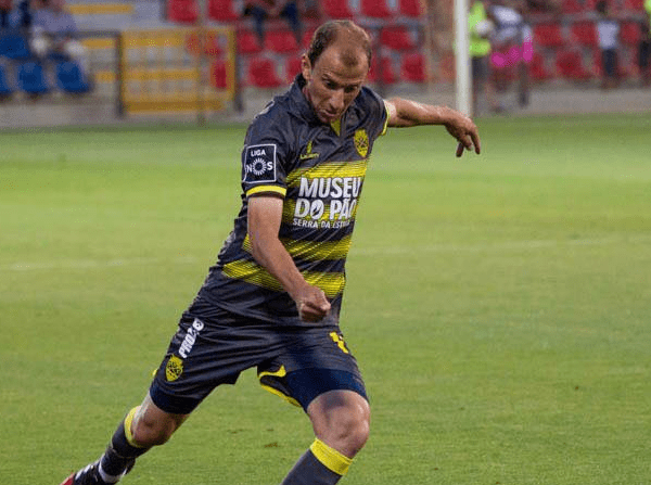 Cinco piores equipamentos da história do GD Chaves