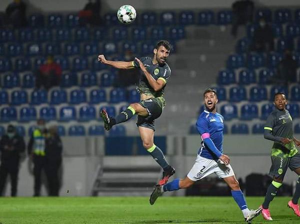 Roberto voltou a ter uma noite apagada à frente da baliza pelo GD Chaves