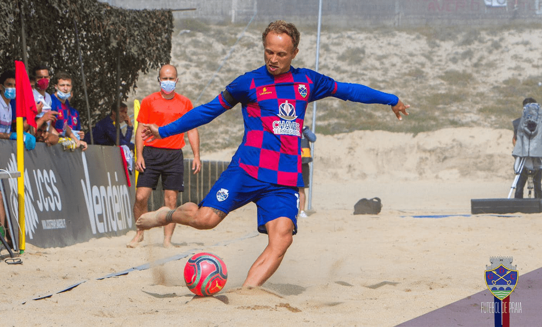 chaves futebol praia buarcos