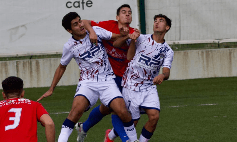 Os juniores foram derrotados pelo Nogueirense por 1-0