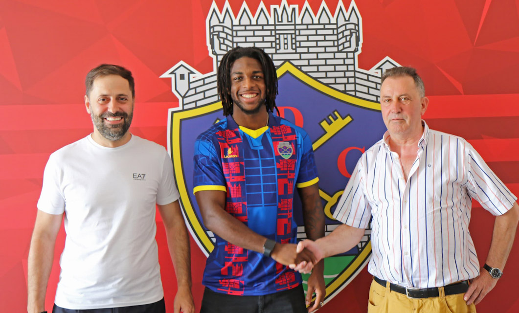 Sandro Cruz assina pelo GD Chaves vindo do Benfica