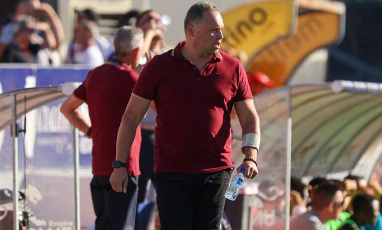 Vítor Campelos comanda o GD Chaves