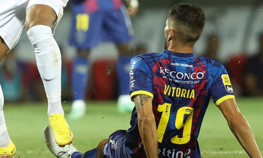 Steven Vitória chamado para a seleção do Canadá