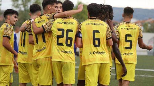 Juniores imbatíveis e líderes na tabela