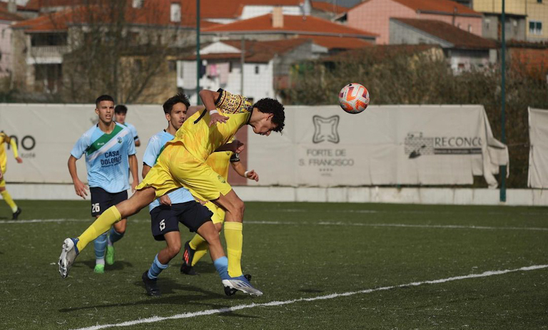 Juvenis do GD Chaves vencem na II Divisão
