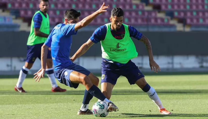 Paulo Victor Chaves Feirense