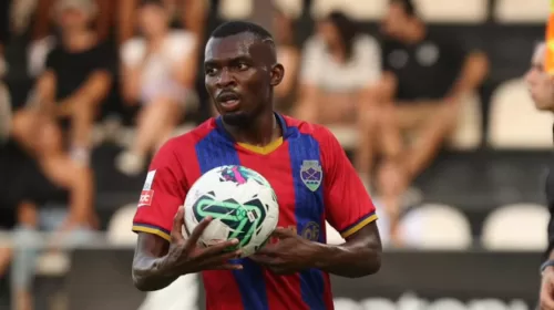 Bruno Langa deixou o Chaves para jogar no Almería