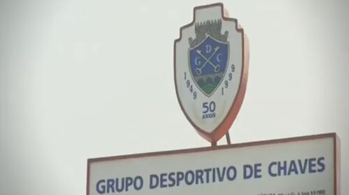 estádio do GD Chaves logotipo central